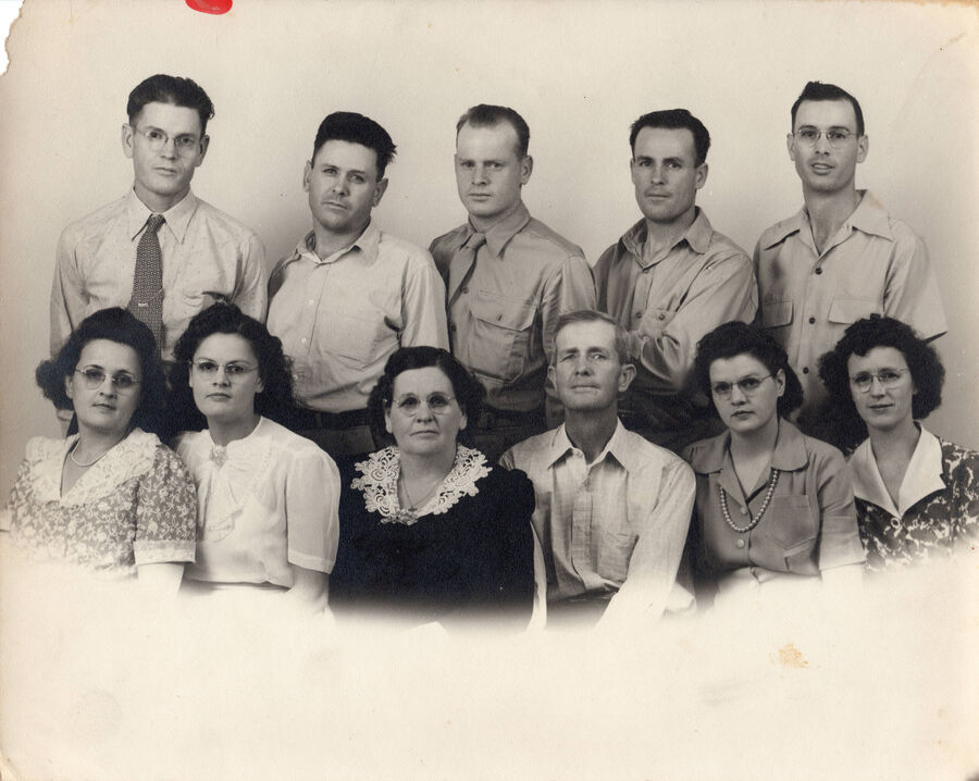 Altom Family · 1940s