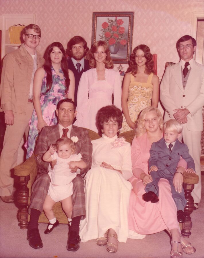 Velpo and Dorothy Blankenship and Family - 25th Anniversary · 1975